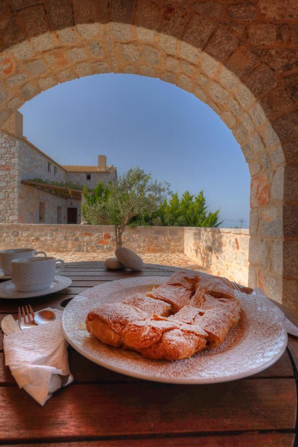 Achelatis Traditional Guest Houses Areopoli Exterior foto