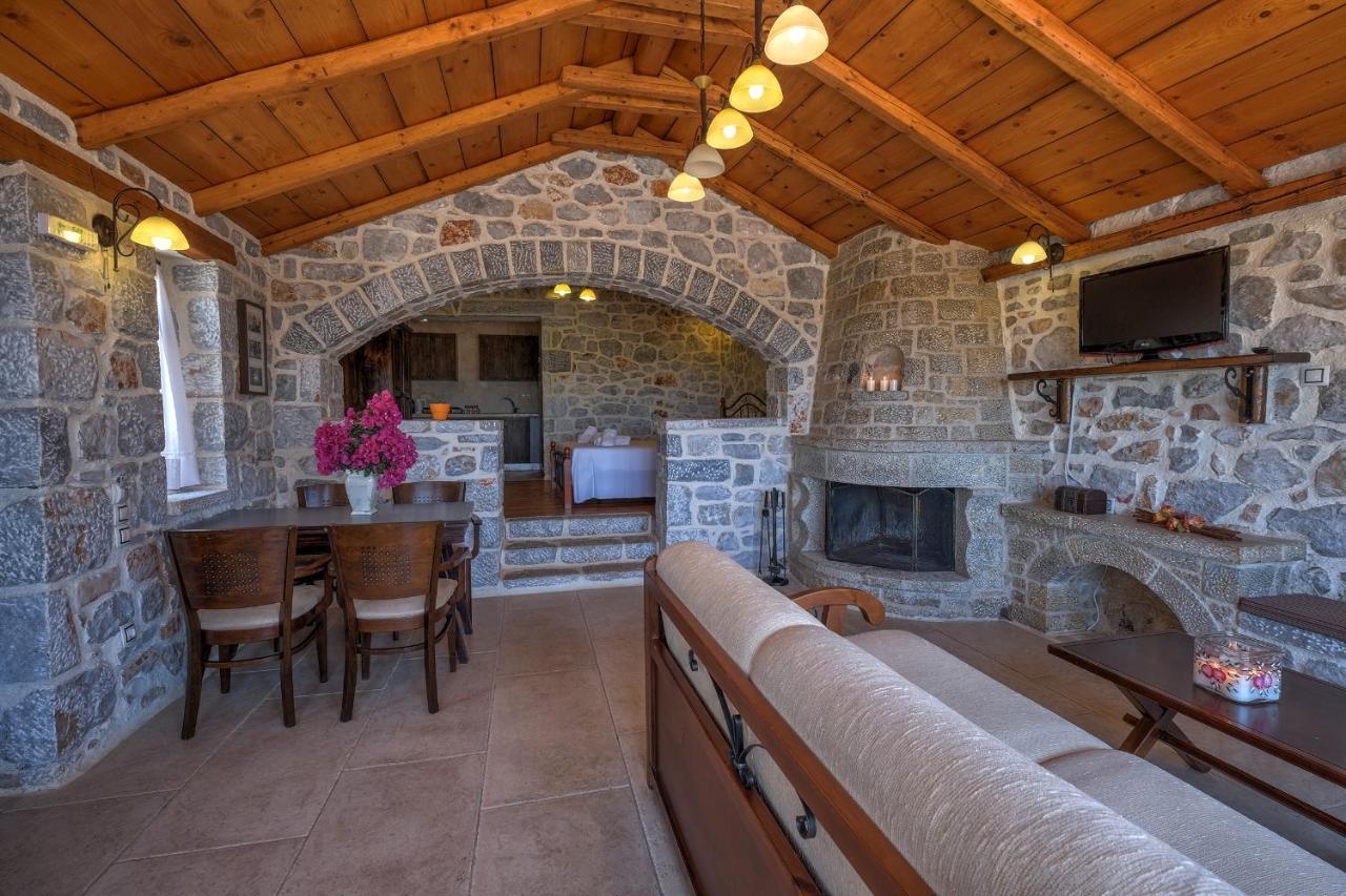 Achelatis Traditional Guest Houses Areopoli Exterior foto